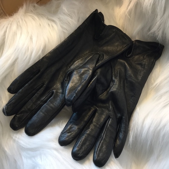 renee’s NYC Accessories Womens Leather Embellished Driving Gloves 75m